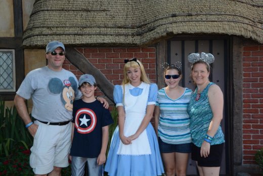 EPCOT_WSUKPROMCHAR_7369029864
